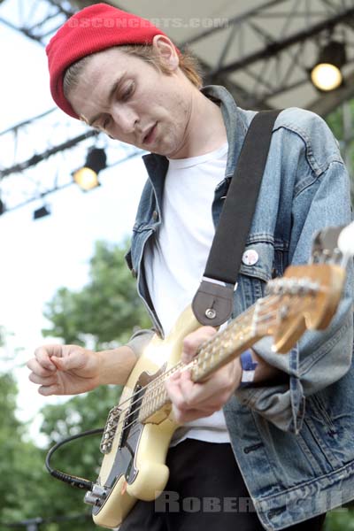 OUGHT - 2015-05-24 - PARIS - Parc de la Villette - 